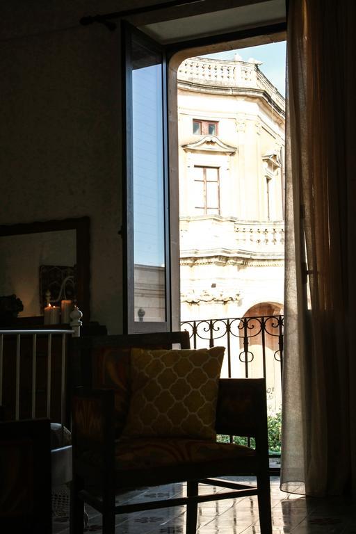 Apartamento Pepe Concetta E La Movida Noto Exterior foto